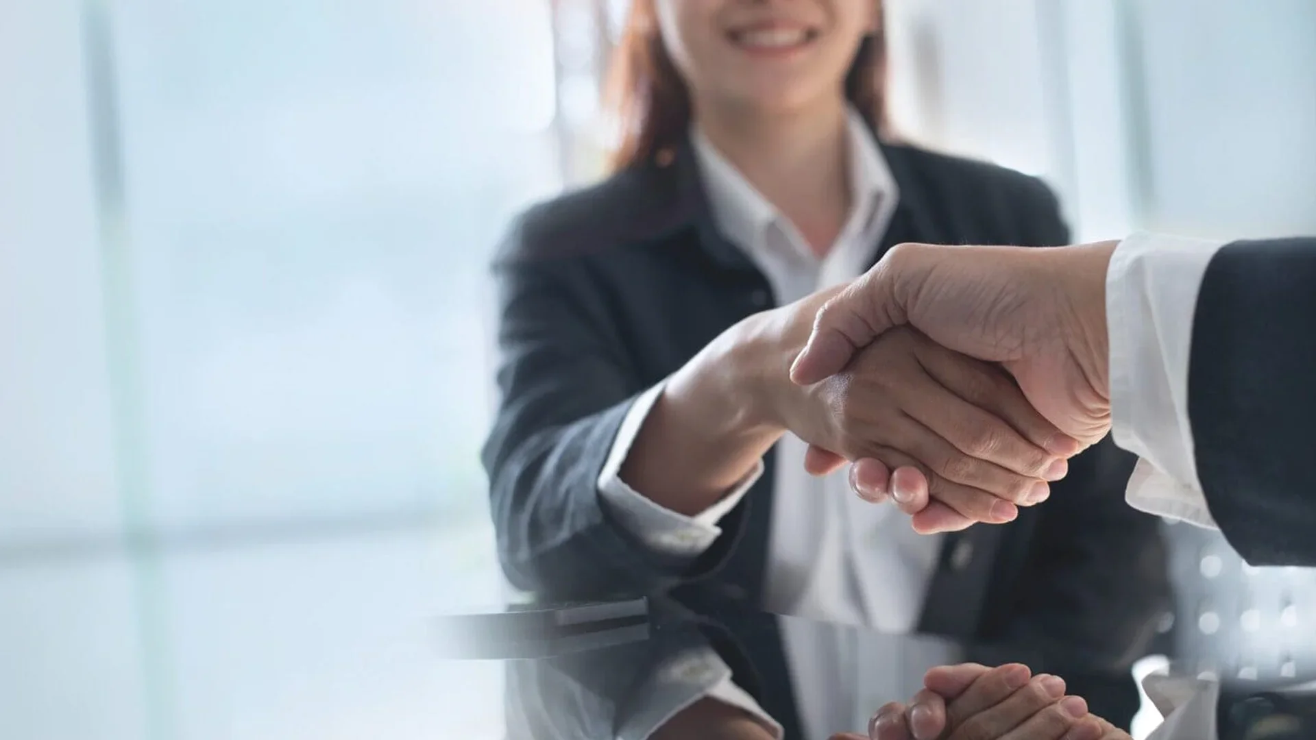 Provides reliable and modern financial solutions.